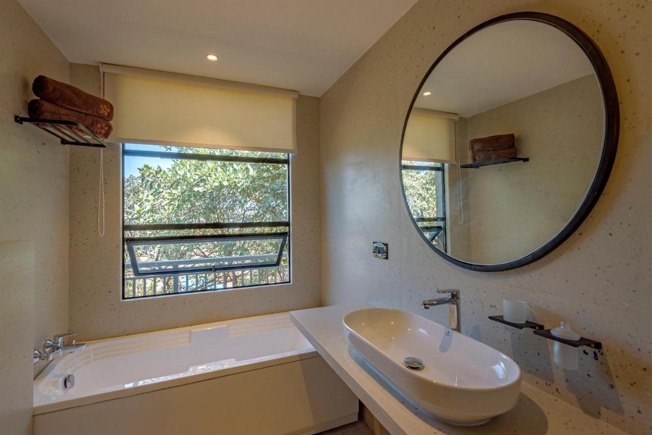 Saffronstays Harrier Crest, Lonavala - A Frame Villa With Bathtub Serving Delicious Veg Food Экстерьер фото